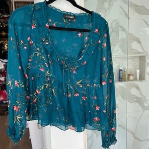 Intermix silk blouse. Size 4. Lined. Teal blue with rose flowers